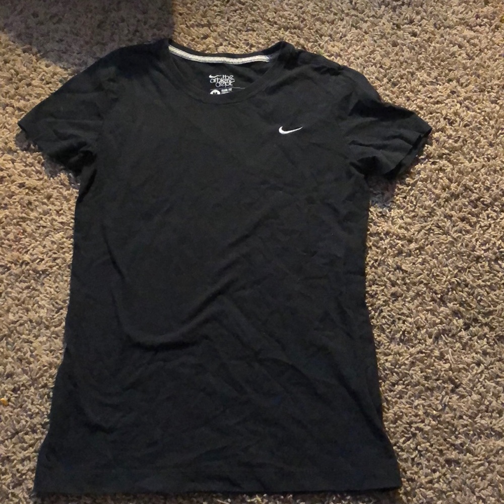 Nike tee